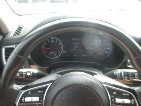 Used 2022 Kia Seltos SX w/ Sunroof Package AWD/4WD image 26