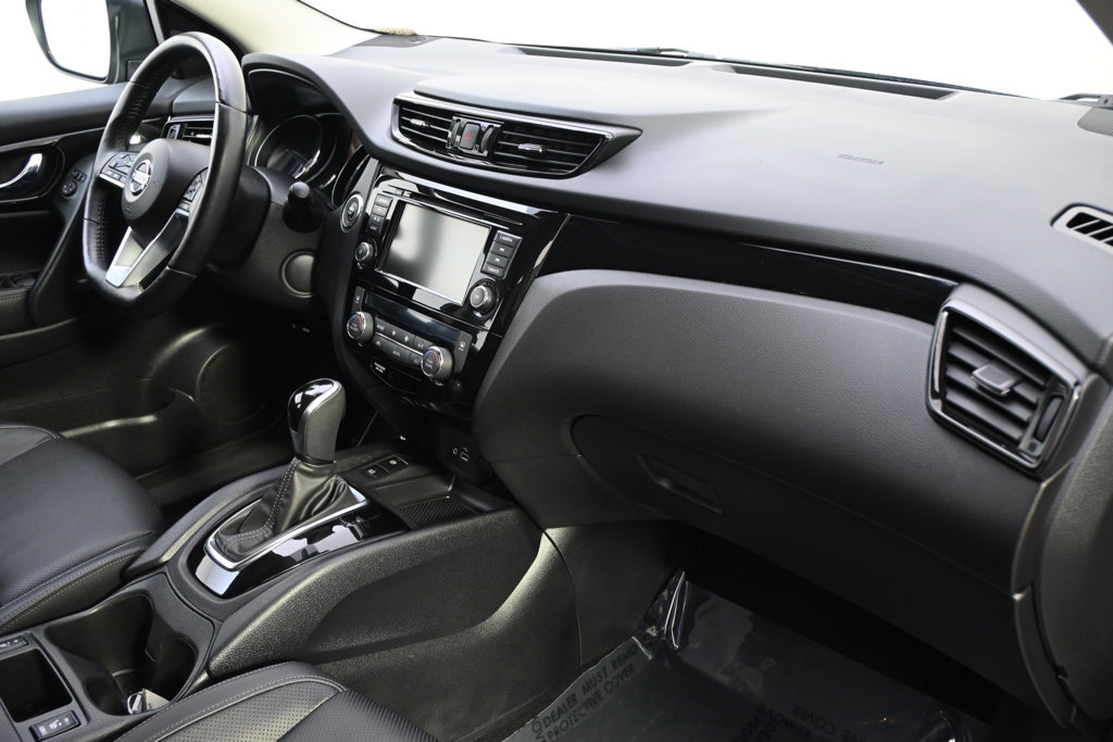Used 2022 Nissan Rogue Sport SL AWD/4WD image 15