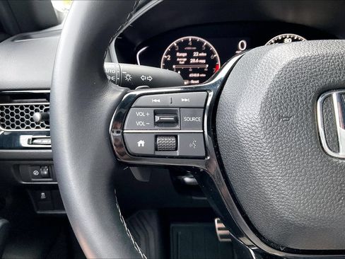 Used 2025 Honda Civic Sport image 10