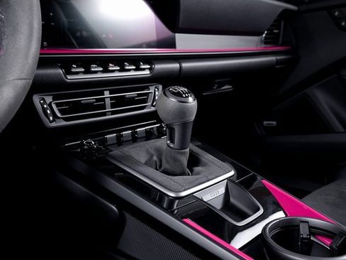 Used 2024 Porsche 911 Carrera T image 28