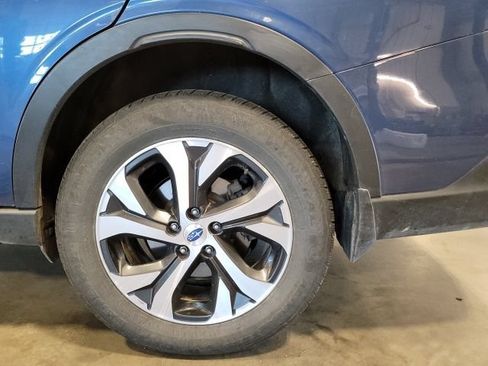 Used 2020 Subaru Outback Touring XT AWD/4WD image 14