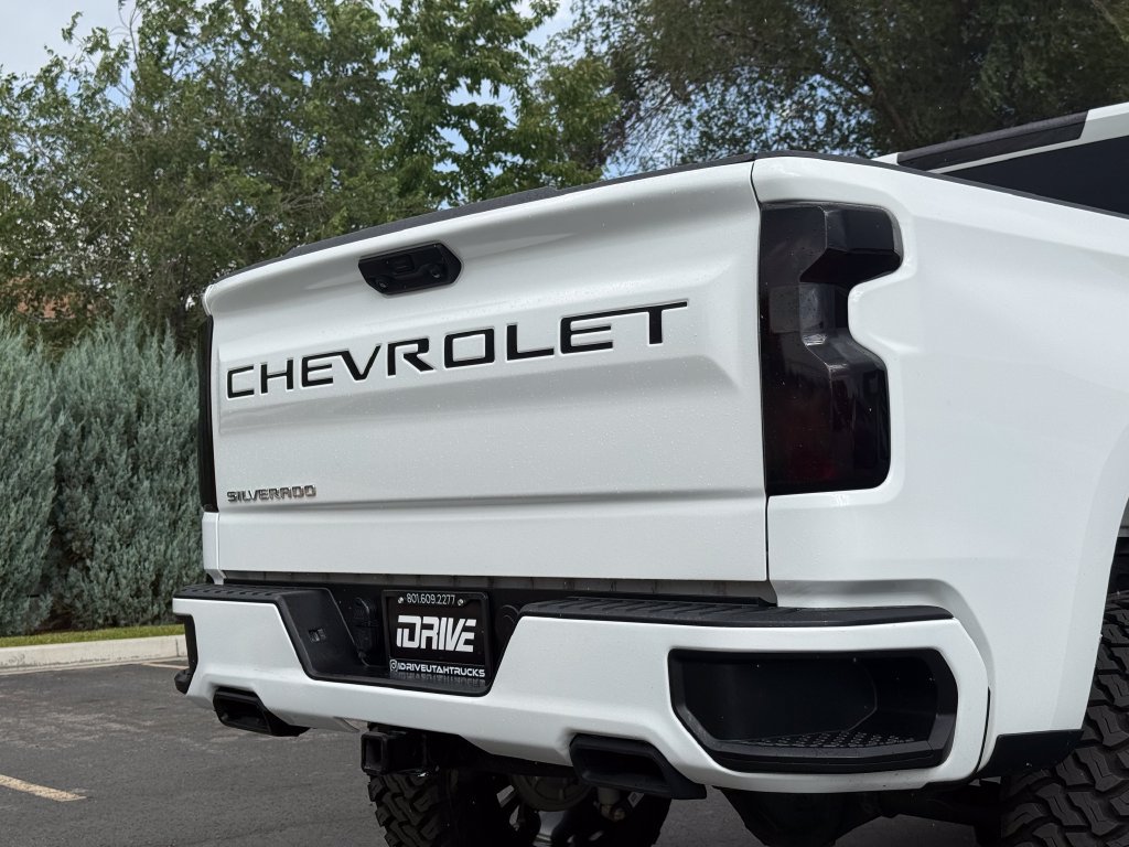Used 2023 Chevrolet Silverado 1500 RST w/ Z71 Off-Road Package AWD/4WD image 14