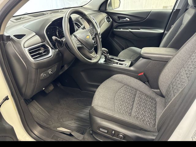 Used 2024 Chevrolet Equinox LT w/ LPO, Floor Liner Package FWD image 11