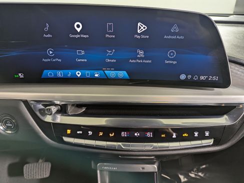 Used 2024 Cadillac Lyriq Luxury RWD image 21