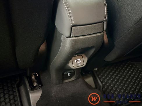 Used 2022 Jeep Renegade Latitude w/ Convenience Group image 27