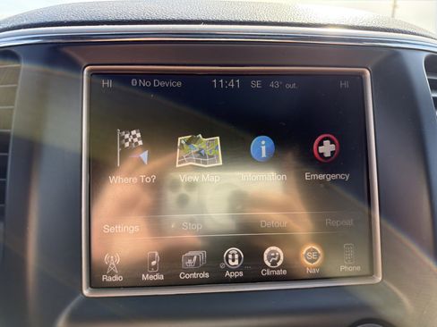 Used 2014 Jeep Grand Cherokee Limited image 15