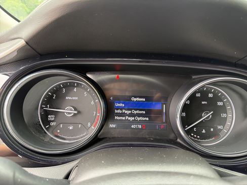 Used 2021 Buick Encore GX Select w/ Sport Touring Package FWD image 30