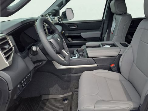 New 2026 Toyota Tundra Limited AWD/4WD image 9