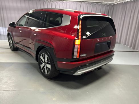 Used 2026 Hyundai Ioniq 9 SEL w/ Tow & Go Package image 5