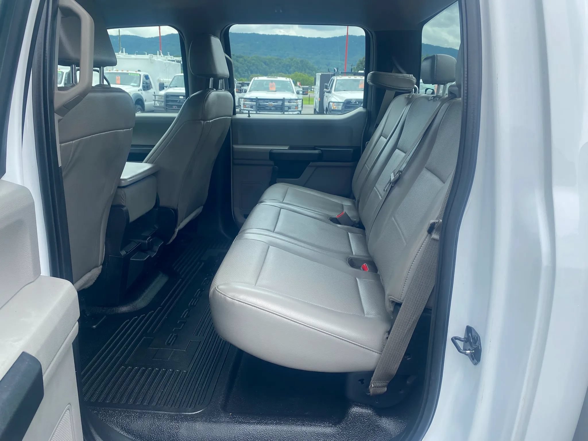 Used 2017 Ford F350 XL RWD image 23