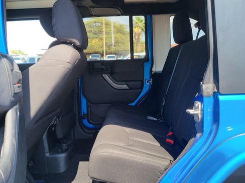 Used 2015 Jeep Wrangler Unlimited Sport w/ Quick Order Package 24S AWD/4WD image 25