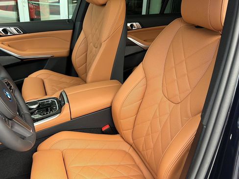 New 2026 BMW X5 xDrive50e image 28