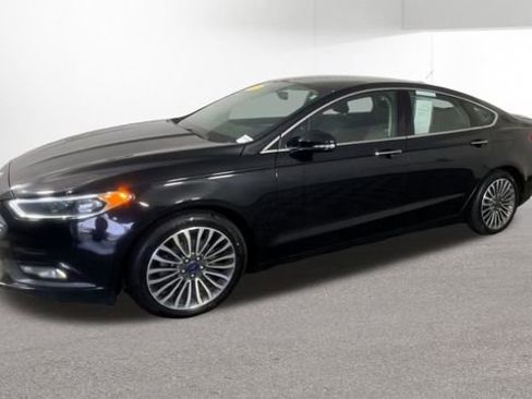 Used 2017 Ford Fusion Titanium image 5
