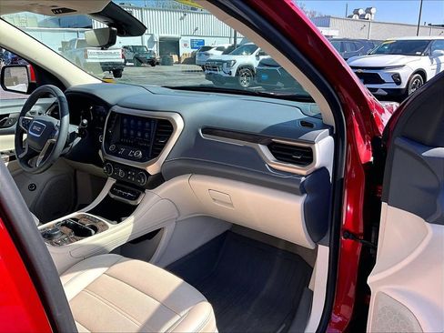 Used 2023 GMC Acadia Denali w/ Denali Ultimate Package AWD/4WD image 13
