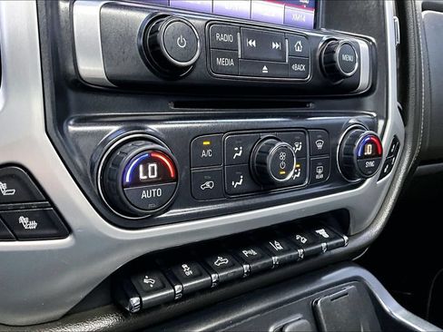 Used 2016 GMC Sierra 2500 SLT w/ Duramax Plus Package AWD/4WD image 16
