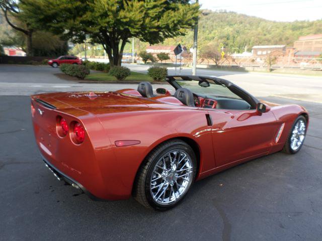 Used 2005 Chevrolet Corvette Convertible w/ Preferred Equipment Group RWD image 15