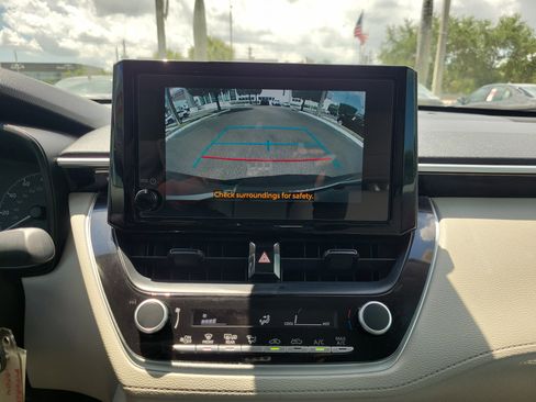 Used 2023 Toyota Corolla Cross L FWD image 27