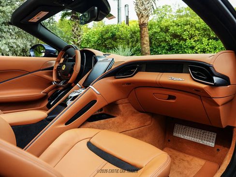 Used 2026 Ferrari Roma Spider RWD image 43