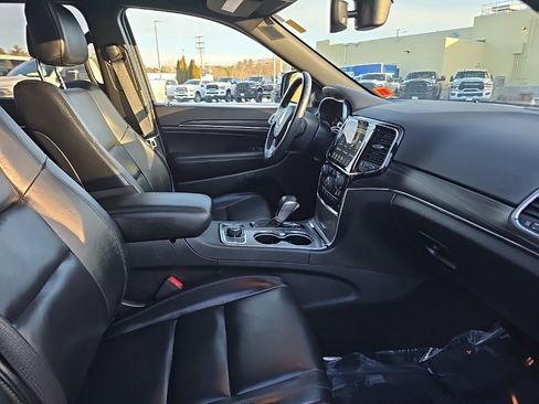 Certified 2020 Jeep Grand Cherokee Limited image 11