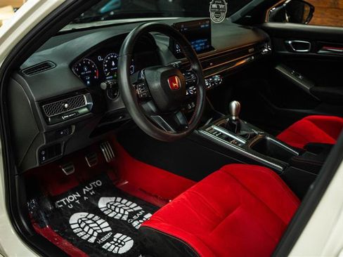 Used 2025 Honda Civic Type R image 8