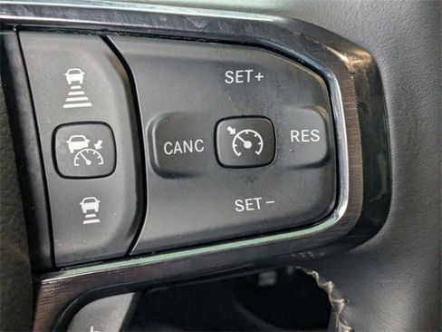 Used 2024 RAM 3500 Limited image 16