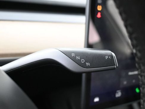 Used 2023 Tesla Model Y Long Range AWD/4WD image 24