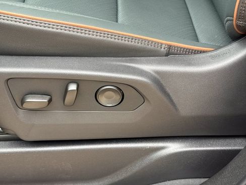 New 2026 GMC Yukon AT4 w/ AT4 Premium Plus Package AWD/4WD image 20