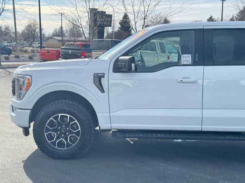 Used 2022 Ford F150 XLT w/ Equipment Group 302A High image 11