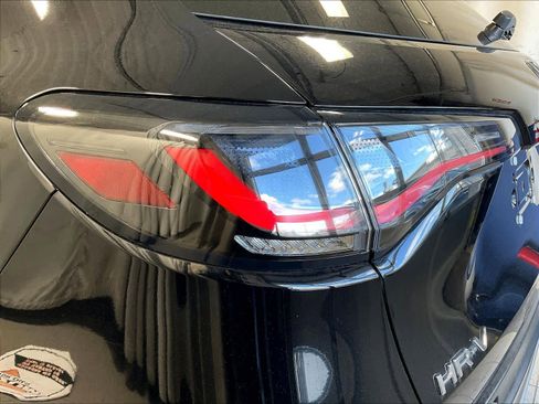 Used 2024 Honda HR-V Sport image 34