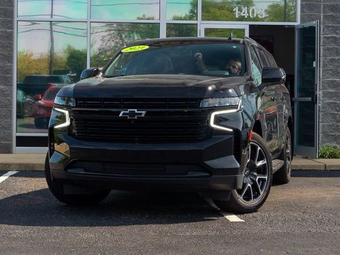 Used 2023 Chevrolet Suburban RST w/ Luxury Package image 11