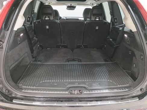 Used 2022 Volvo XC90 T8 Inscription Expression w/ Advanced Package image 26