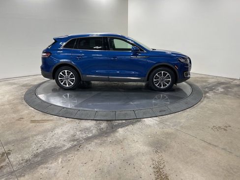 Used 2020 Lincoln Nautilus Standard w/ Equipment Group 101A image 4