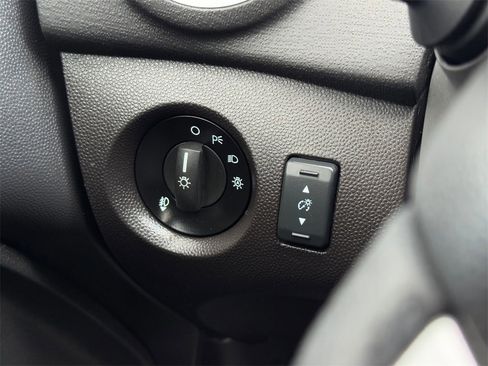 Used 2016 Ford Fiesta SE w/ Equipment Group 201A image 27