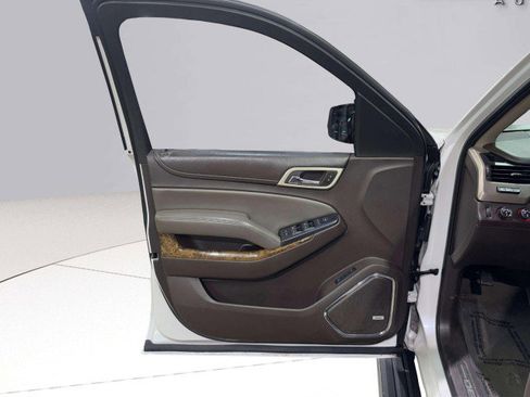 Used 2016 GMC Yukon Denali w/ Open Road Package image 16