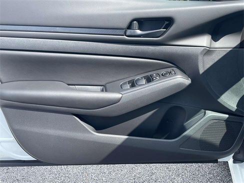 New 2025 Nissan Altima 2.5 S image 17