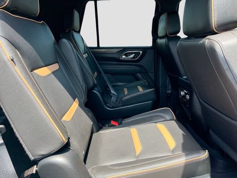 Used 2023 GMC Yukon AT4 w/ AT4 Premium Package AWD/4WD image 31