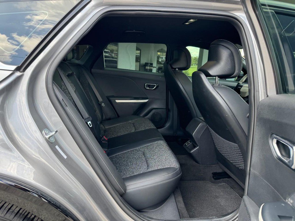 Used 2025 Kia K4 GT-Line FWD image 10