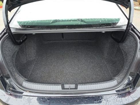 Used 2024 Volkswagen Jetta SE image 13