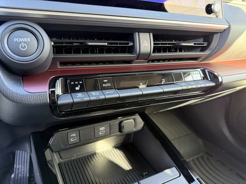 New 2026 Toyota Prius Plug-In Hybrid image 22