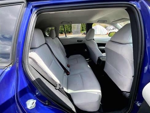 Used 2024 Toyota Corolla Cross LE image 16