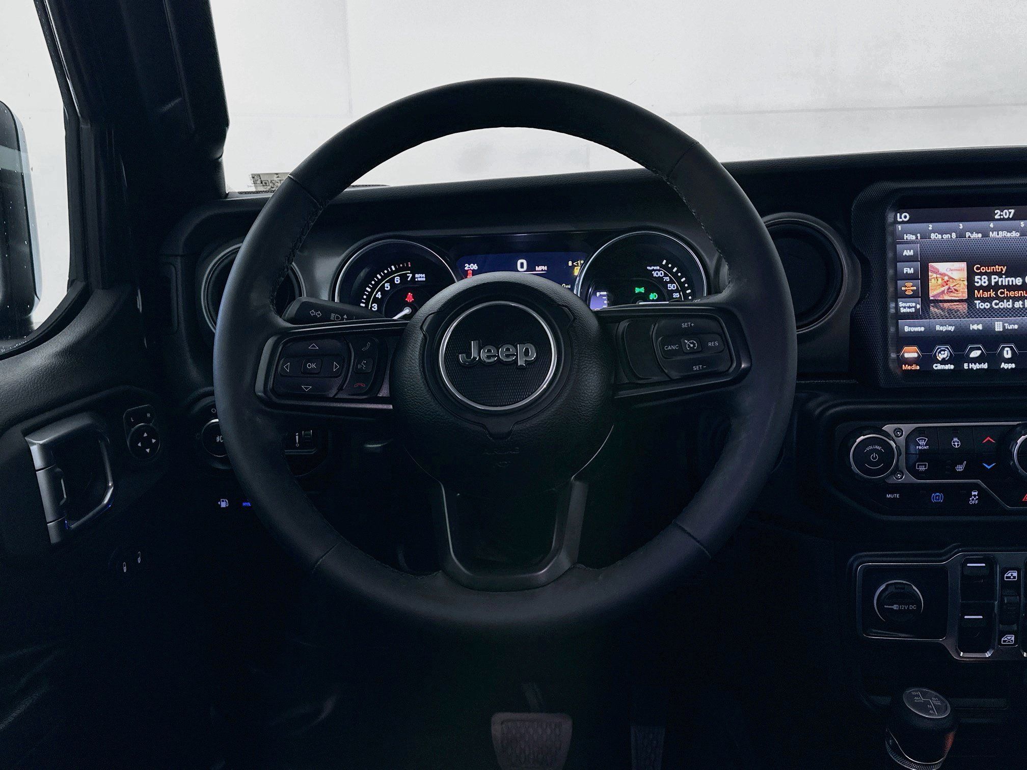 Used 2023 Jeep Wrangler Unlimited w/ Cold Weather Group AWD/4WD image 17