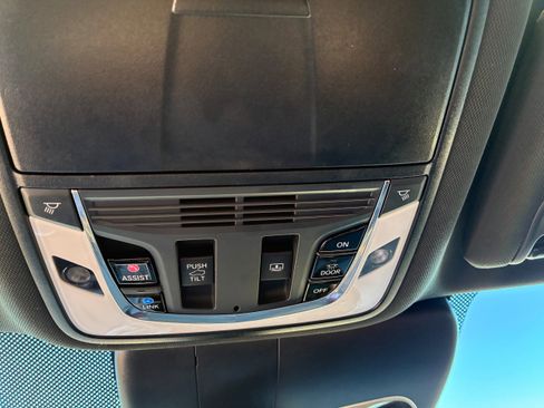 Used 2020 Acura RDX A-Spec image 18