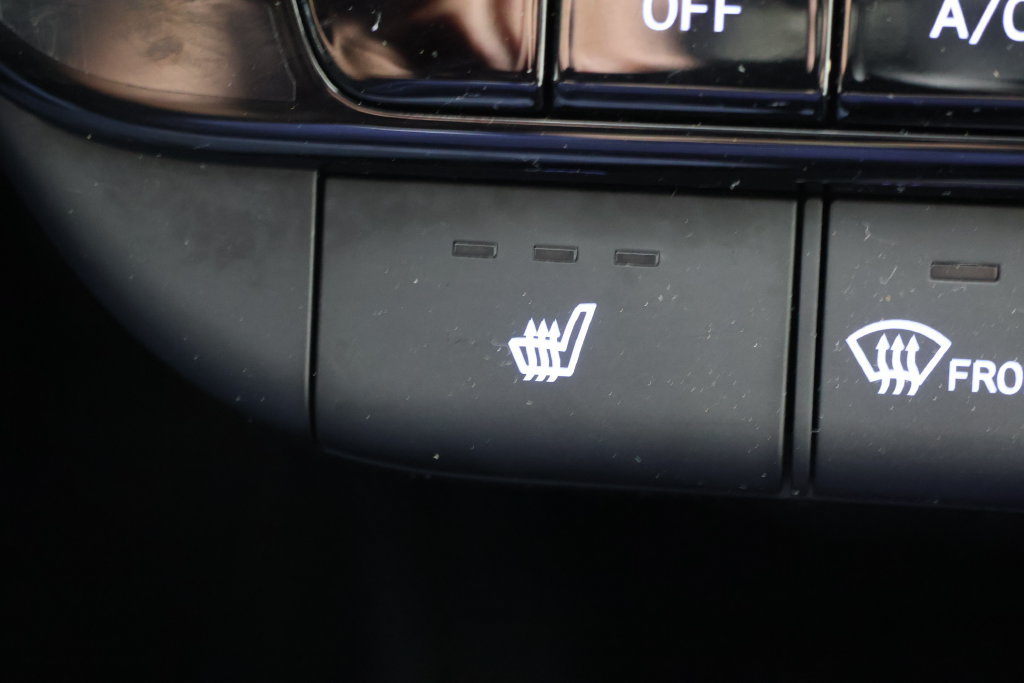 Used 2025 Hyundai Elantra SEL FWD image 16