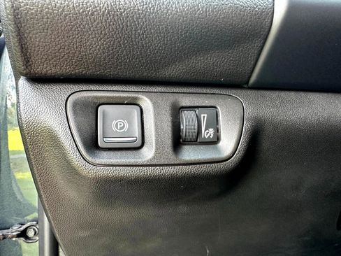 Used 2019 GMC Acadia SLT w/ Black Edition image 39