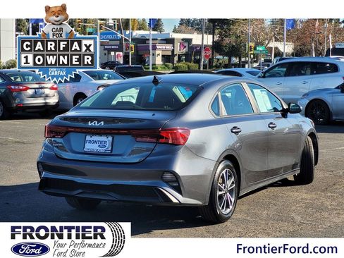 Used 2023 Kia Forte LXS image 5
