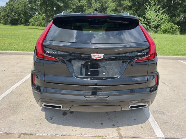 Used 2025 Cadillac XT4 Premium Luxury FWD image 4
