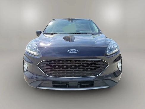 Used 2021 Ford Escape Titanium w/ Class II Trailer Tow Package AWD/4WD image 2