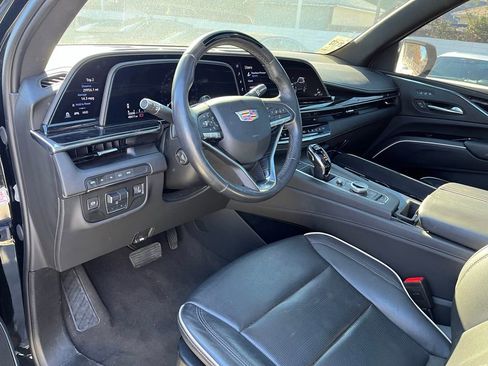 Used 2023 Cadillac Escalade Sport image 6