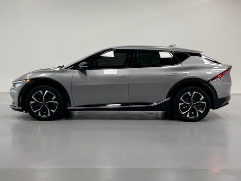 Used 2022 Kia EV6 Wind w/ Wind Technology Package image 2
