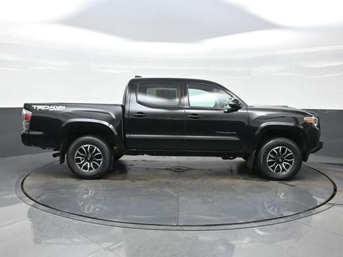 Used 2023 Toyota Tacoma TRD Sport w/ Advanced Technology Package image 7